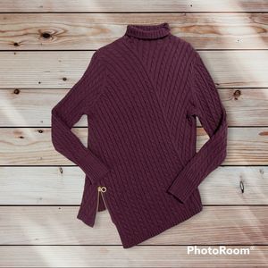 525 America Sweater